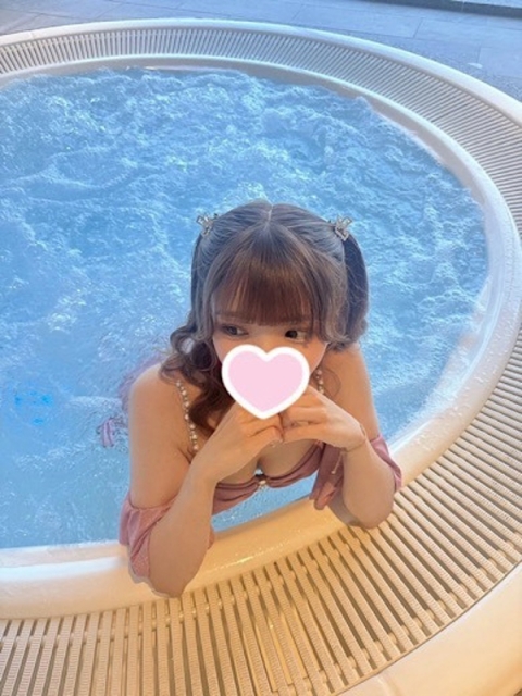 るりこ☆ニコニコ笑顔の細身M4