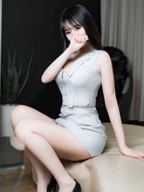 りんか☆反則級のエロカワ女優5